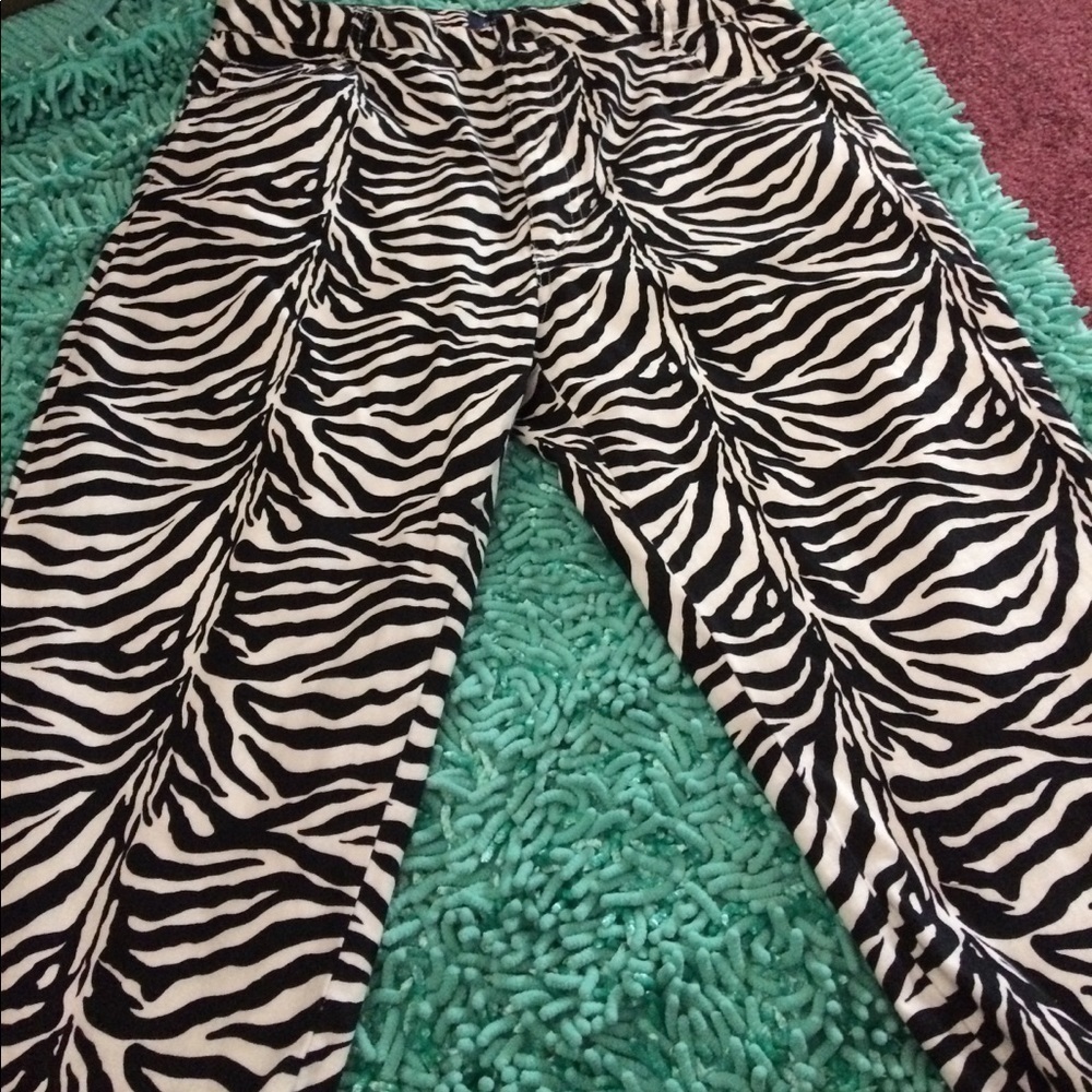 Women's Attitude Capris
